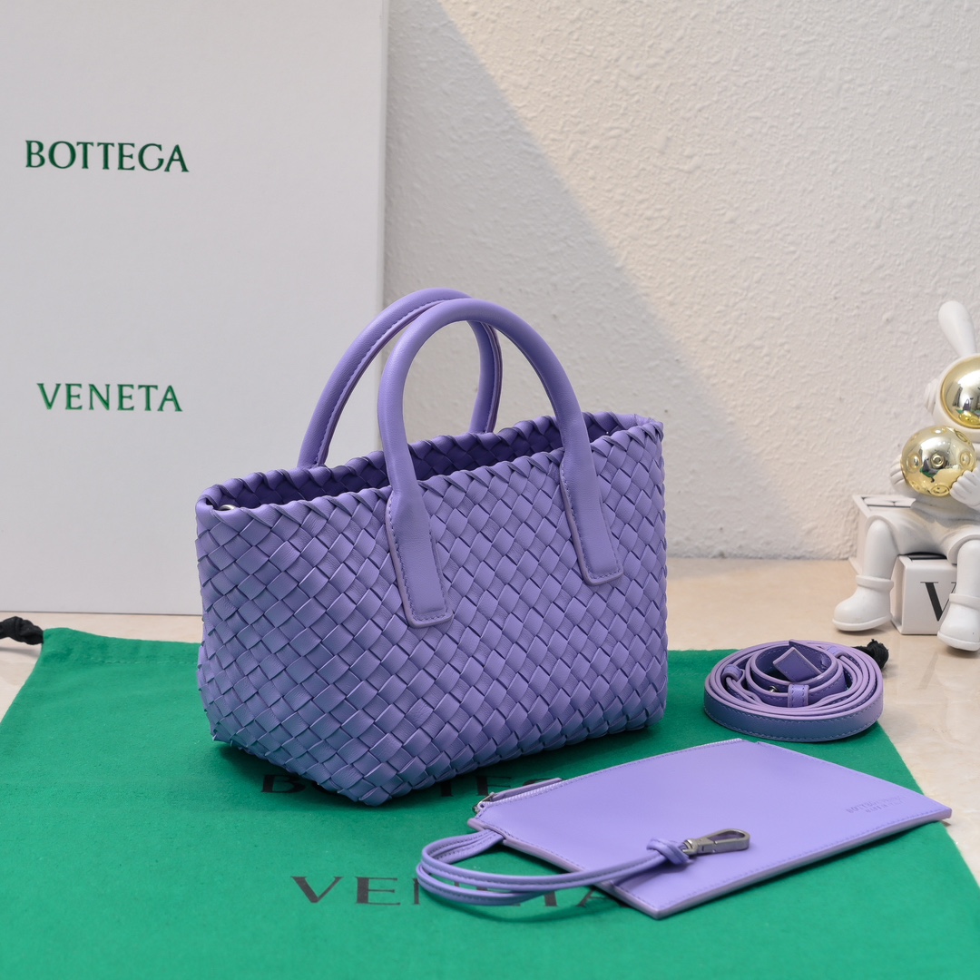 Bottega Veneta Shopping Bags